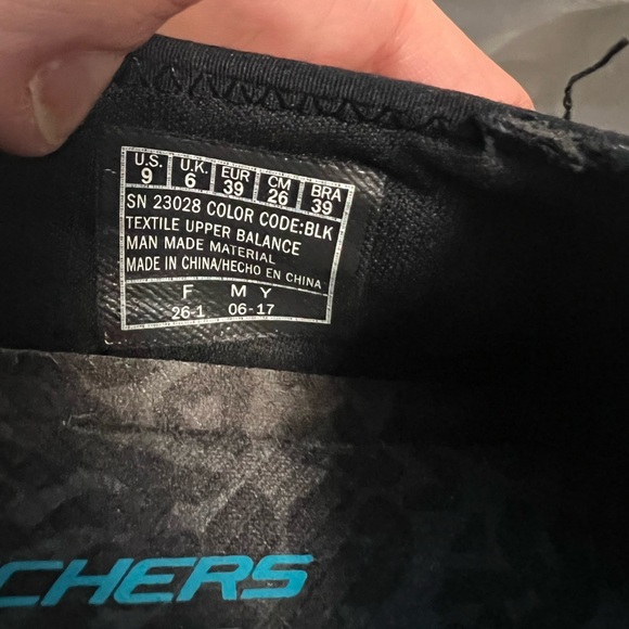 Skechers Relaxed Fit® Breathe Easy Infi-Knity Women's Slip-On Shoes - Picture 3 of 5